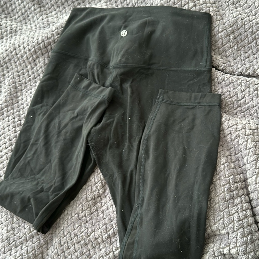 Lululemon yoga pants